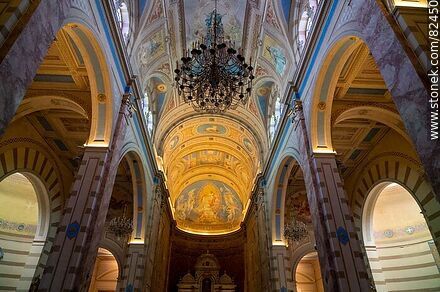 Interior de la Catedral Basílica de Florida - Departamento de Florida - URUGUAY. Foto No. 82450