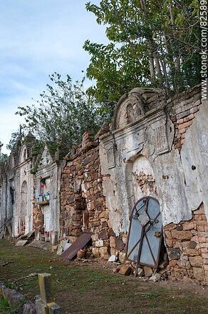 Cementerio de Capilla de Farruco - Departamento de Durazno - URUGUAY. Foto No. 82589