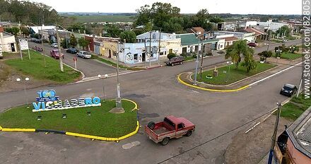 Aerial view of the entrance to the city from Route 27/44 and Route 6 from the north. - Department of Rivera - URUGUAY. Photo #82805