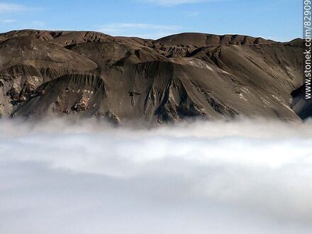 Nubes y niebla cubriendo el valle de Lluta - Chile - Otros AMÉRICA del SUR. Foto No. 82909