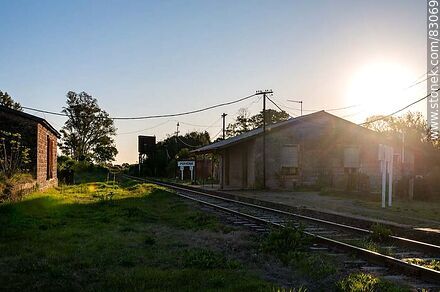 Estación de ferrocarril Porvenir - Departamento de Paysandú - URUGUAY. Foto No. 83069