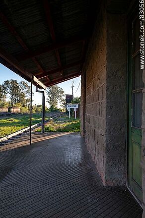 Estacion Porvenir Railway Station. Station platform - Department of Paysandú - URUGUAY. Photo #83056