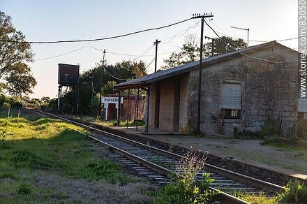 Estación de ferrocarril Porvenir - Departamento de Paysandú - URUGUAY. Foto No. 83050