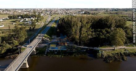 Vista aérea del puente en ruta 3 sobre el río San José - Departamento de San José - URUGUAY. Foto No. 83292