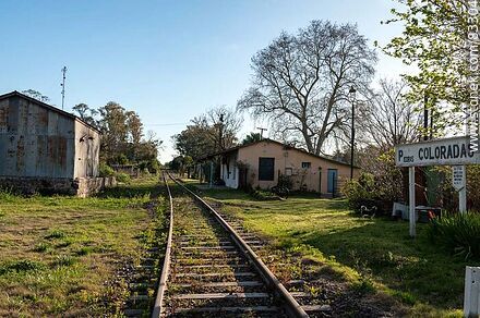 Estación de trenes de Piedras Coloradas - Departamento de Paysandú - URUGUAY. Foto No. 83304