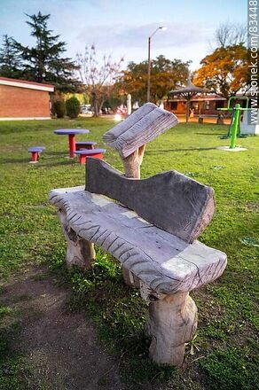 Rustic wooden bench with a book - Soriano - URUGUAY. Photo #83448