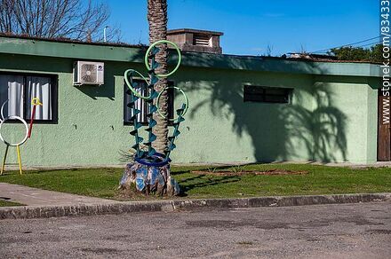 Adornos del balneario - Departamento de Soriano - URUGUAY. Foto No. 83433