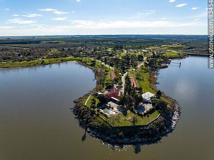 Aerial view of the peninsula where the Parador is located. - Soriano - URUGUAY. Photo #83454