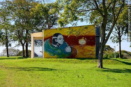 Mural sobre una pared - Departamento de Salto - URUGUAY. Foto No. 83709
