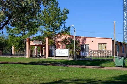 Centro Caif. Los Po-ni stud - Departamento de Salto - URUGUAY. Foto No. 83687