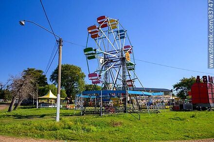 The giant wheel - Department of Salto - URUGUAY. Photo #83747