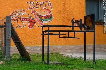 Lo de Berta - Rio Negro - URUGUAY. Photo #84060