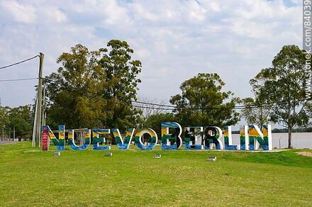 Nuevo Berlin sign - Rio Negro - URUGUAY. Photo #84039
