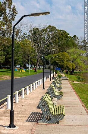 Row of benches to admire the Uruguay River - Rio Negro - URUGUAY. Photo #84050