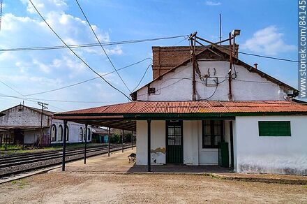 Estación de trenes de Paysandú - Departamento de Paysandú - URUGUAY. Foto No. 84145