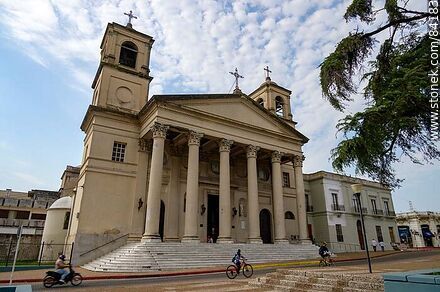 Basílica Nuestra Señora Del Rosario Parroquia San Benito de Palermo - Departamento de Paysandú - URUGUAY. Foto No. 84183