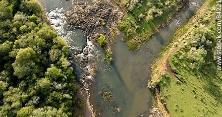 Vista aérea del arroyo Laureles en el valle El Lunarejo - Departamento de Rivera - URUGUAY. Foto No. 84221