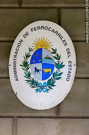 Salto train station. Uruguayan coat of arms at the station - Department of Salto - URUGUAY. Photo #84309
