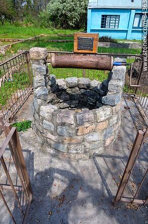 First water supply well used by the founders of San Javier - Rio Negro - URUGUAY. Photo #84363