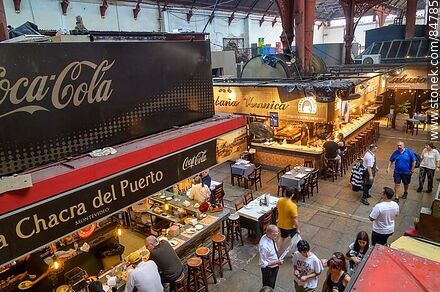 Interior del Mercado del Puerto - Departamento de Montevideo - URUGUAY. Foto No. 84785