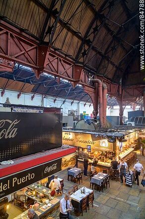 Interior del Mercado del Puerto - Departamento de Montevideo - URUGUAY. Foto No. 84788