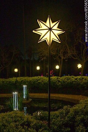 Fountain of the stars - Department of Montevideo - URUGUAY. Photo #85065