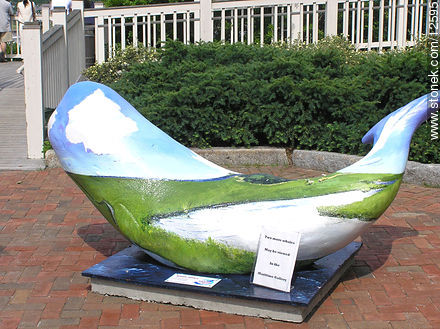 Painted whales. Mystic Maritime Gallery - connecticut - USA-CANADA. Foto No. 12595