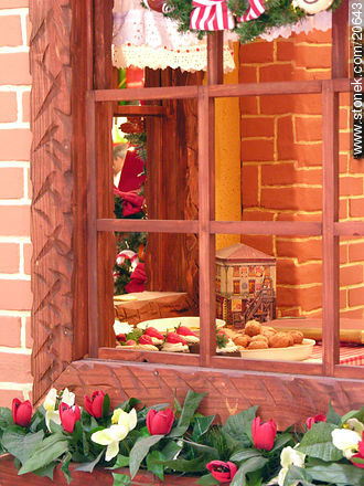 Christmas window - Department of Montevideo - URUGUAY. Photo #20643