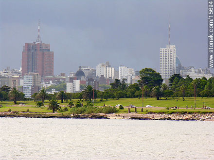 Radisson Victoria Plaza y Torre El Gaucho - Departamento de Montevideo - URUGUAY. Foto No. 15694