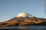 Volcán Parinacota al atardecer. Lago Chungará. - Foto #51633