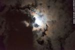 Luna detrás del cielo nuboso - Foto #65336