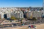 Vista aérea de la playa Pocitos y la rambla República del Perú. Plazuela Massera - Foto #70906