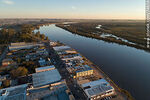 Vista aérea de Río Branco y el río Yaguarón al atardecer - Foto #74658
