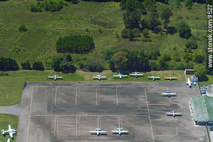 Aeropuerto El Jagüel - Punta del Este y balnearios cercanos - URUGUAY. Foto No. 8527