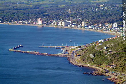 Puerto y bahía de Piriápolis - Departamento de Maldonado - URUGUAY. Foto No. 8389