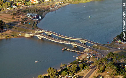 Puente sobre el arroyo Maldonado, al atardecer - Punta del Este y balnearios cercanos - URUGUAY. Foto No. 8314