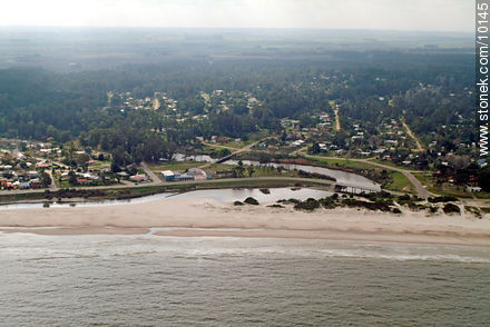 La Floresta, Costa Azul. Río de la Plata - Departamento de Canelones - URUGUAY. Foto No. 10145