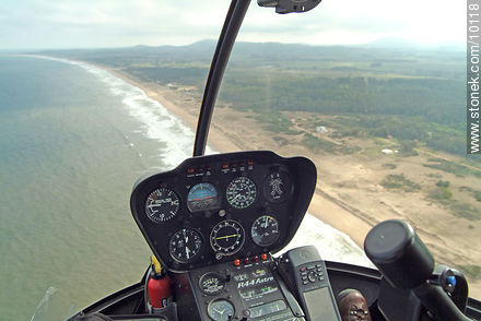 Tablero de control y comandos de un helicóptero -  - IMÁGENES VARIAS. Foto No. 10118