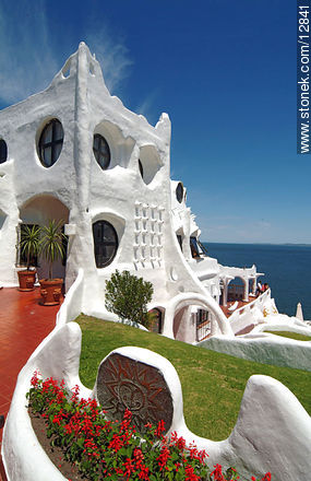 Entrada ala recepción de Casapueblo - Punta del Este y balnearios cercanos - URUGUAY. Foto No. 12841