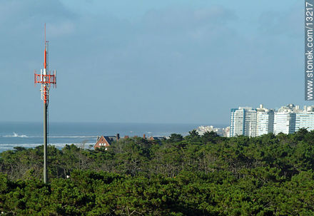 Antena de bandas celulares - Punta del Este y balnearios cercanos - URUGUAY. Foto No. 13217