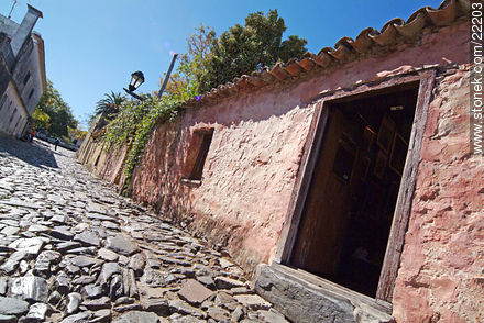La Calle de los Suspiros - Departamento de Colonia - URUGUAY. Foto No. 22203