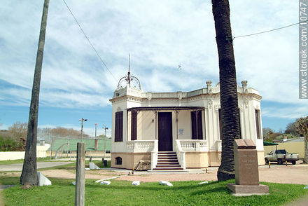 Centro Social Villa Colón - Departamento de Montevideo - URUGUAY. Foto No. 10747