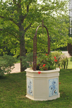 Aljibe reciclado - Punta del Este y balnearios cercanos - URUGUAY. Foto No. 10920