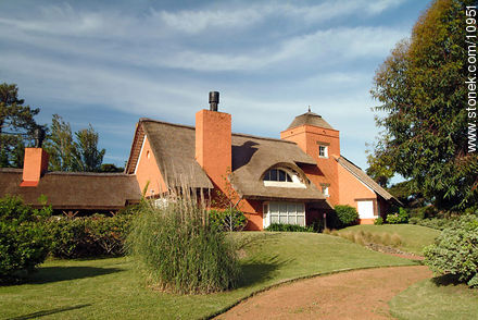  - Punta del Este y balnearios cercanos - URUGUAY. Foto No. 10951