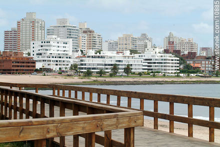 Pedestrina path from stop 2 to 5. - Punta del Este and its near resorts - URUGUAY. Photo #10885