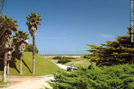  - Punta del Este y balnearios cercanos - URUGUAY. Foto No. 10904