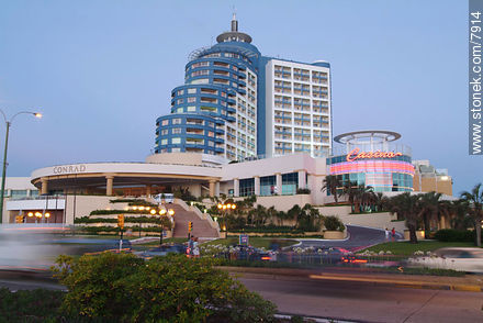 Hotel Conrad al atardecer - Punta del Este y balnearios cercanos - URUGUAY. Foto No. 7914