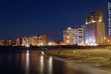 Rambla de la playa Mansa al anochecer - Punta del Este y balnearios cercanos - URUGUAY. Foto No. 7927