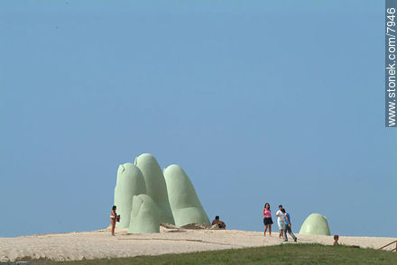 Los Dedos de Punta del Este en Playa Brava - Punta del Este y balnearios cercanos - URUGUAY. Foto No. 7946