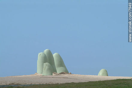 Los Dedos de Punta del Este en Playa Brava - Punta del Este y balnearios cercanos - URUGUAY. Foto No. 7949